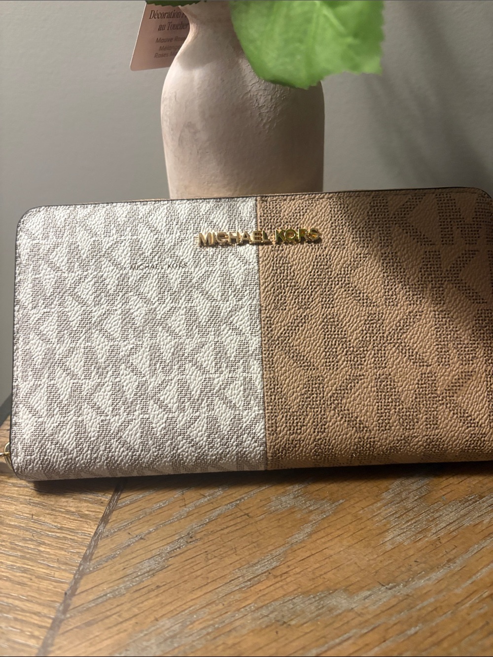 Michael Kors Two-Tone Logo Zip Wallet - White & Brown